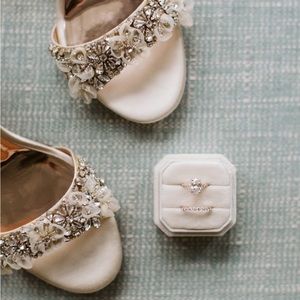 Velvet Wedding Band & Ring Box